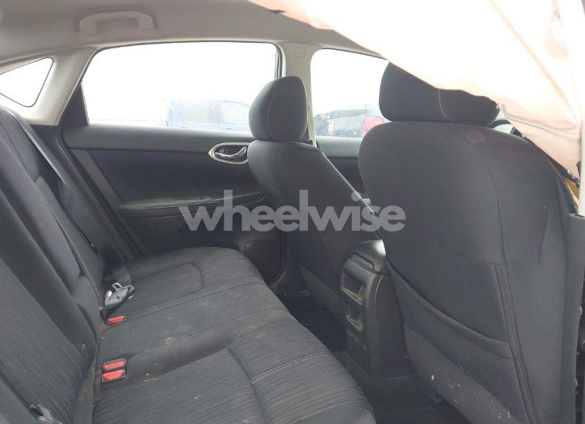 Photo 8 of 2016 Nissan Sentra SV (VIN 3N1AB7APXGL679620)