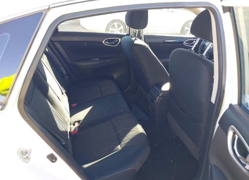 Photo 8 of 2016 Nissan Sentra SV (VIN 3N1AB7APXGL680010)