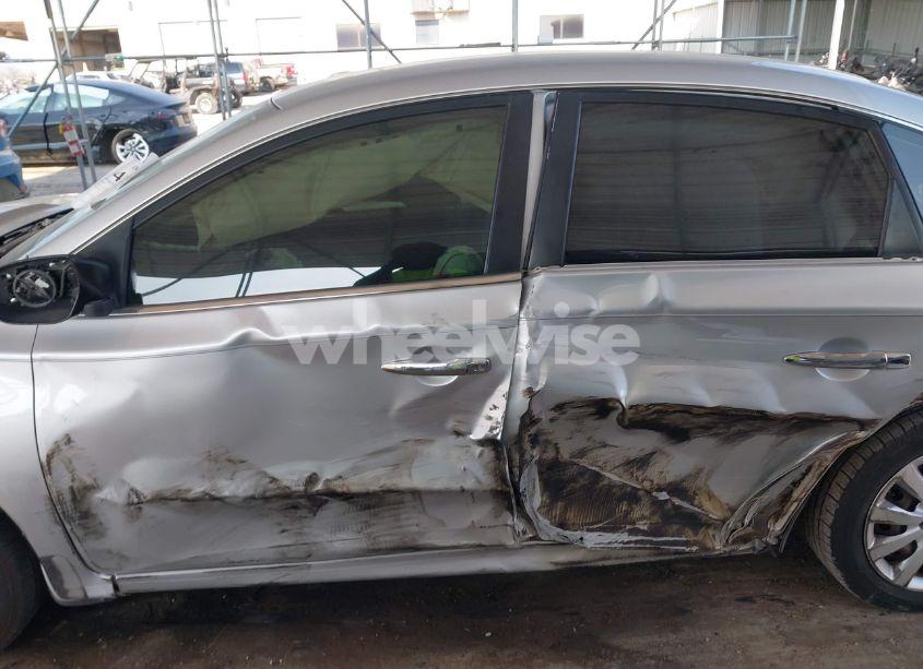 Photo 15 of 2016 Nissan Sentra S (VIN 3N1AB7APXGY265675)