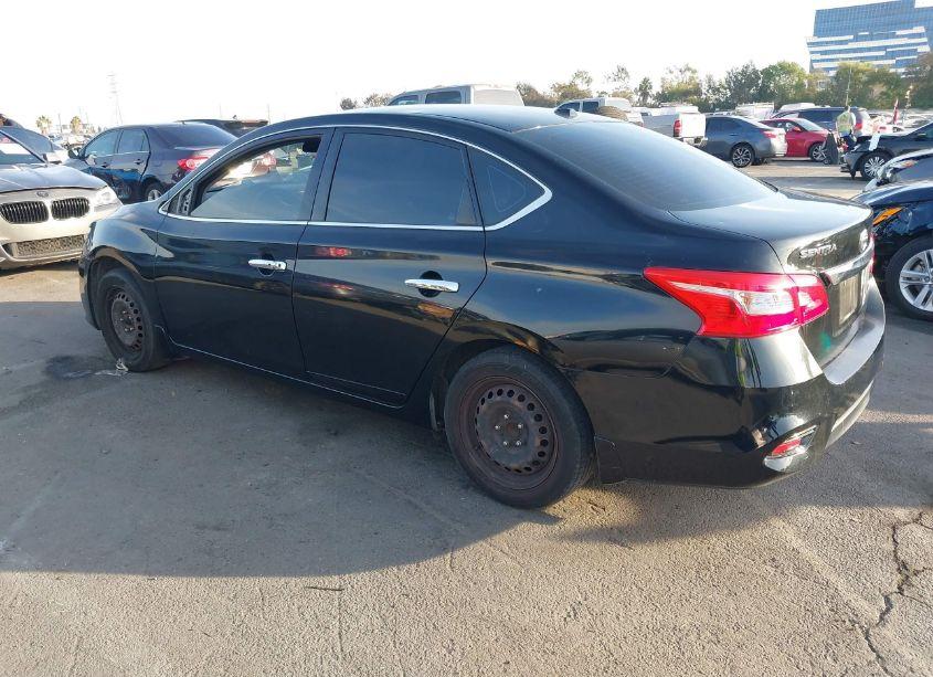 Photo 3 of 2016 Nissan Sentra SV (VIN 3N1AB7APXGY277423)