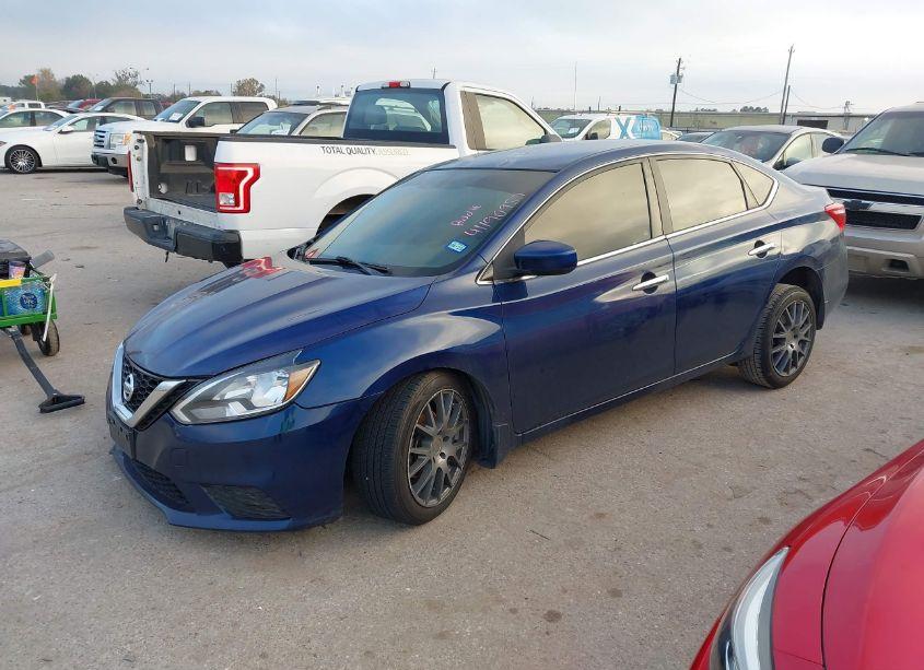 Photo 2 of 2016 Nissan Sentra S (VIN 3N1AB7APXGY306211)