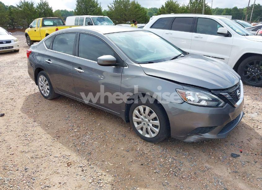 2016 Nissan Sentra S (VIN 3N1AB7APXGY324594) main photo