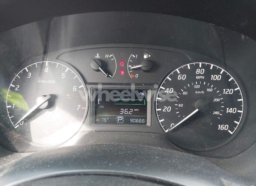 Photo 7 of 2016 Nissan Sentra S (VIN 3N1AB7APXGY324594)