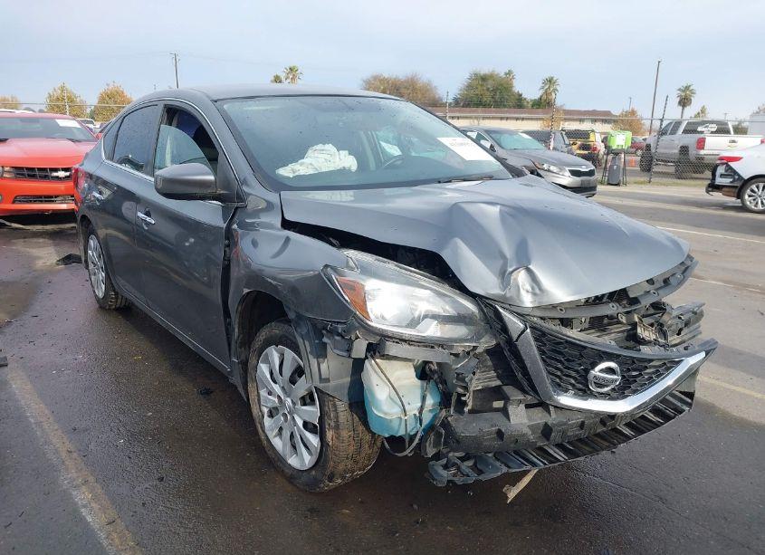 2016 Nissan Sentra S (VIN 3N1AB7APXGY335577) main photo