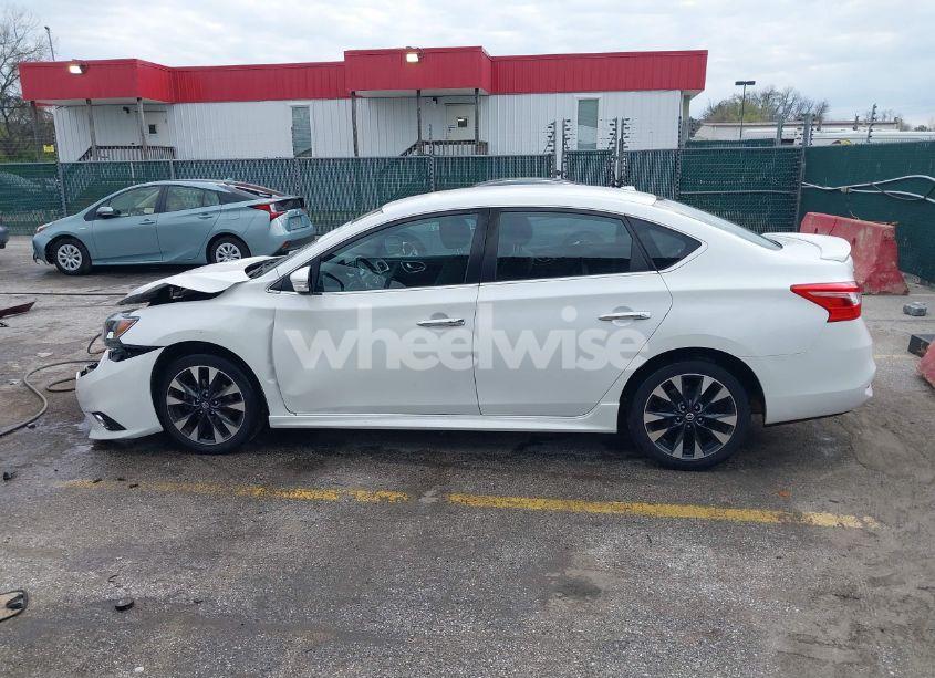 Photo 15 of 2016 Nissan Sentra SR (VIN 3N1AB7APXGY336471)