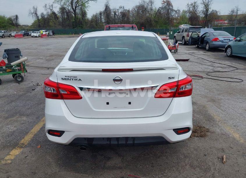 Photo 17 of 2016 Nissan Sentra SR (VIN 3N1AB7APXGY336471)