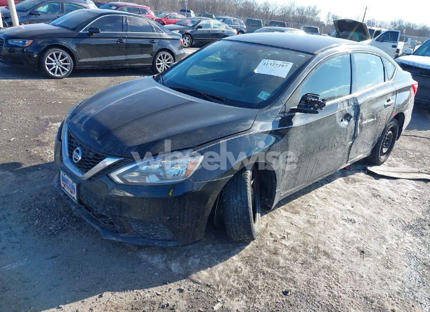 Photo 2 of 2017 Nissan Sentra SV (VIN 3N1AB7APXHL640933)