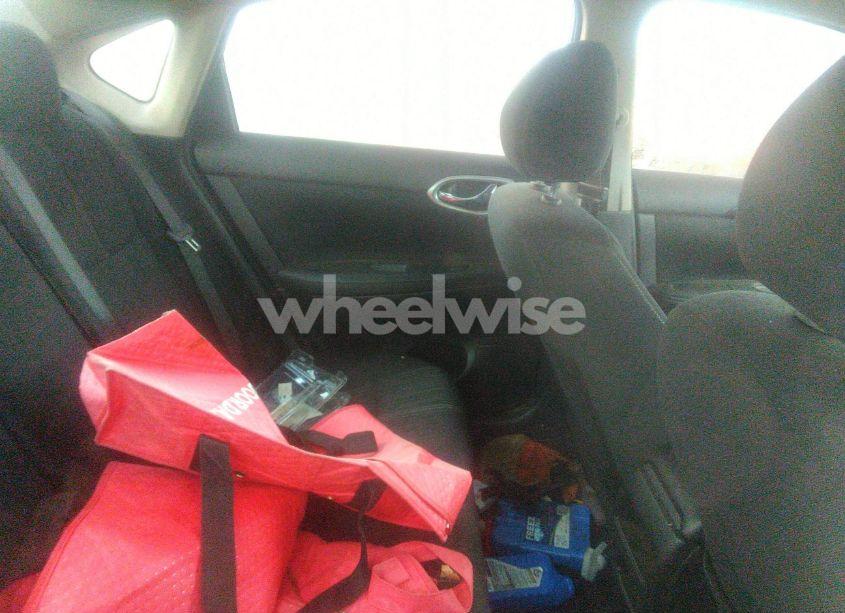 Photo 8 of 2017 Nissan Sentra SV (VIN 3N1AB7APXHL660051)