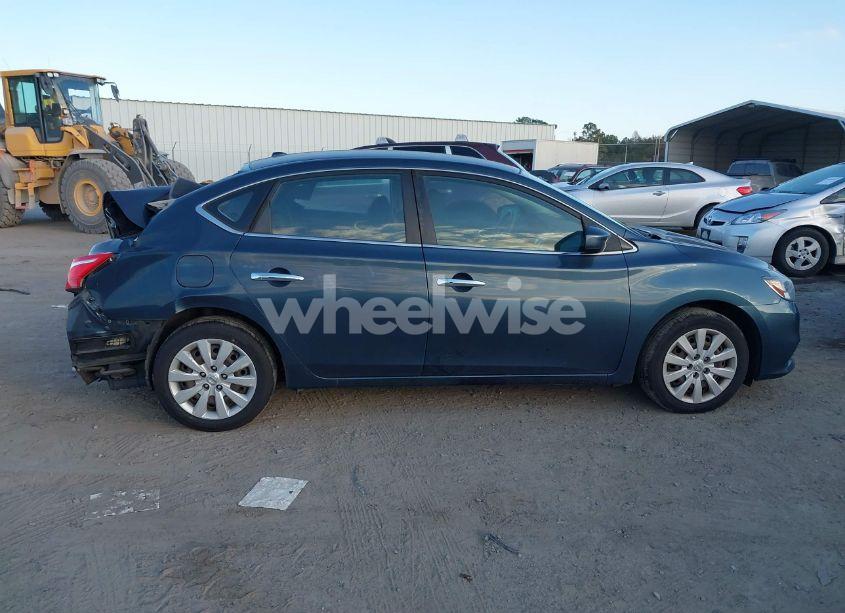 Photo 13 of 2017 Nissan Sentra SV (VIN 3N1AB7APXHL670238)