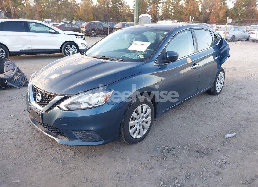 Photo 2 of 2017 Nissan Sentra SV (VIN 3N1AB7APXHL670238)