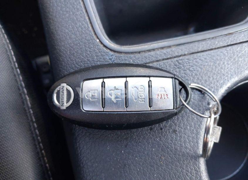 Photo 11 of 2017 Nissan Sentra SV (VIN 3N1AB7APXHL680297)