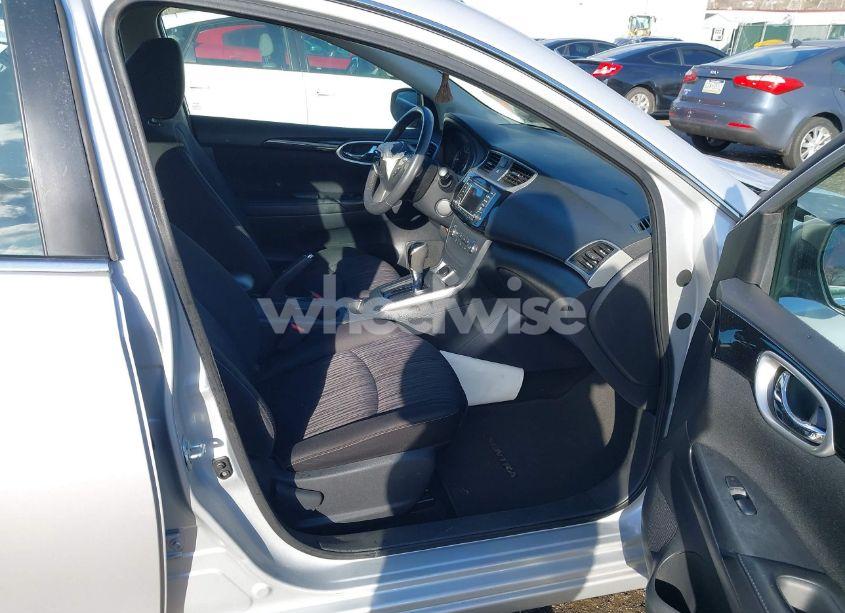 Photo 5 of 2017 Nissan Sentra SV (VIN 3N1AB7APXHL680297)