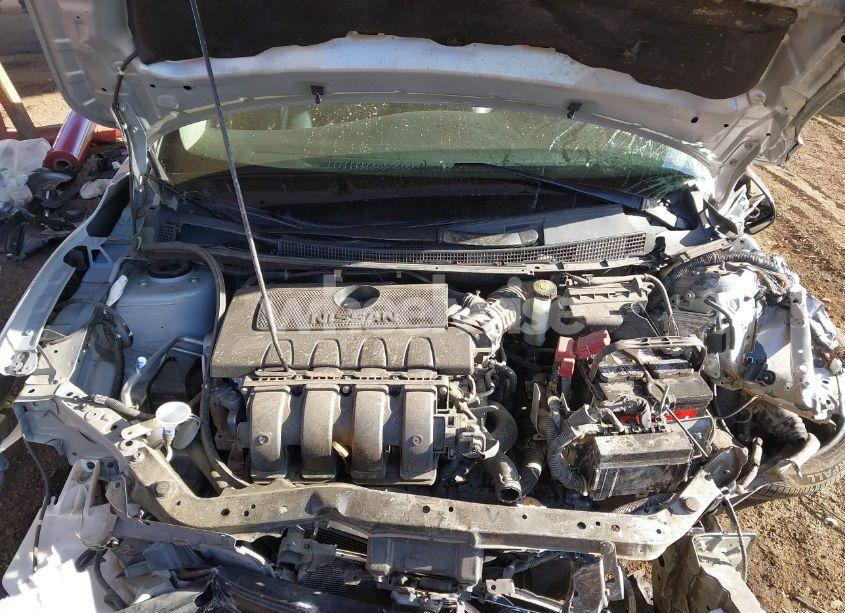 Photo 10 of 2017 Nissan Sentra SV (VIN 3N1AB7APXHL680882)