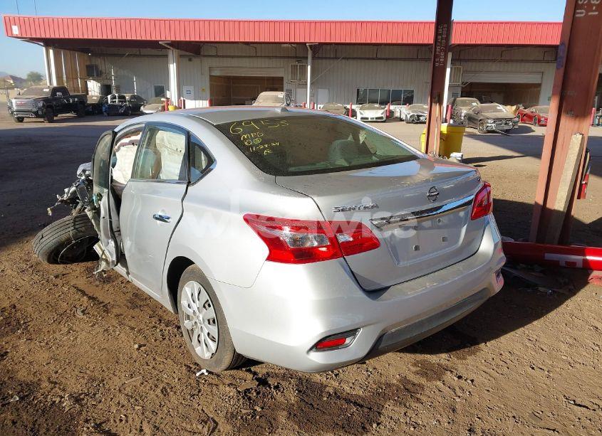 Photo 3 of 2017 Nissan Sentra SV (VIN 3N1AB7APXHL680882)