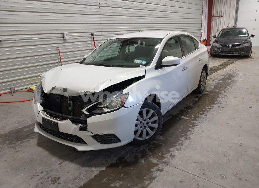 Photo 2 of 2017 Nissan Sentra SV (VIN 3N1AB7APXHL710446)