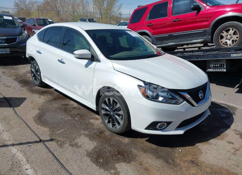 2017 Nissan Sentra SR (VIN 3N1AB7APXHY207728) main photo