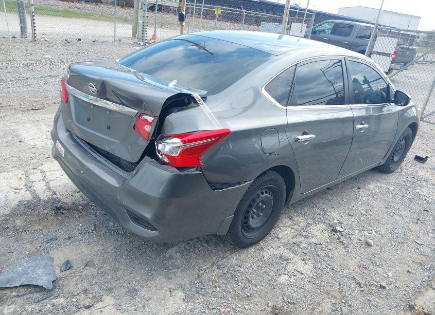 Photo 4 of 2017 Nissan Sentra S (VIN 3N1AB7APXHY220057)