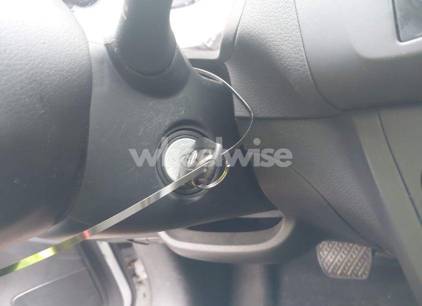 Photo 11 of 2017 Nissan Sentra S (VIN 3N1AB7APXHY234542)