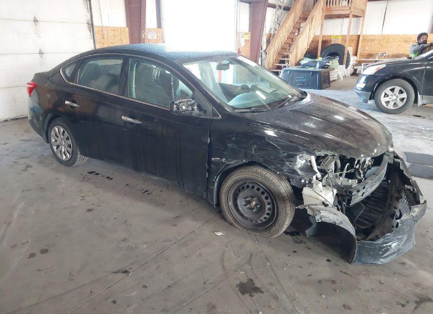 2017 Nissan Sentra S (VIN 3N1AB7APXHY237943) main photo