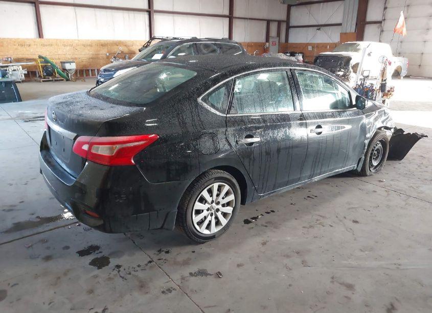 Photo 4 of 2017 Nissan Sentra S (VIN 3N1AB7APXHY237943)