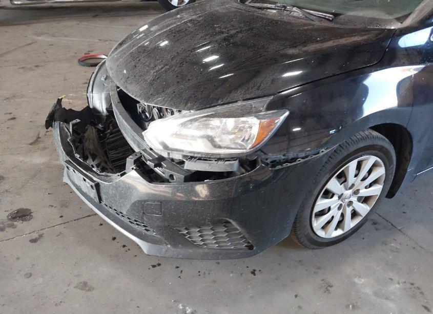 Photo 5 of 2017 Nissan Sentra S (VIN 3N1AB7APXHY237943)