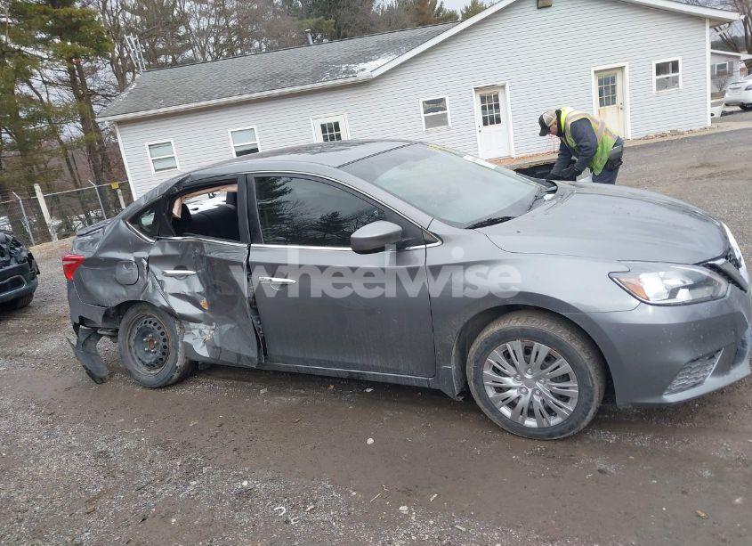 Photo 13 of 2017 Nissan Sentra S (VIN 3N1AB7APXHY245234)