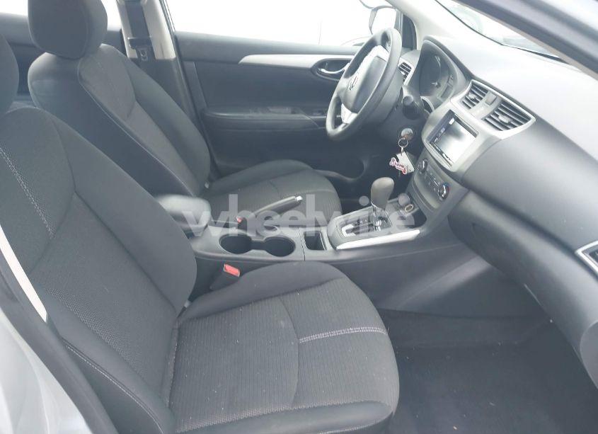 Photo 5 of 2017 Nissan Sentra S (VIN 3N1AB7APXHY246187)