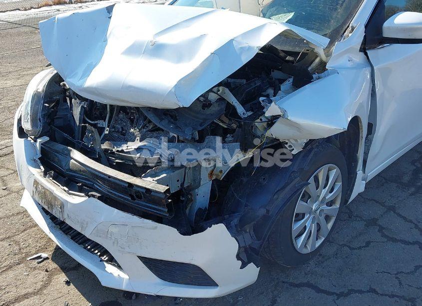 Photo 6 of 2017 Nissan Sentra SV (VIN 3N1AB7APXHY249414)