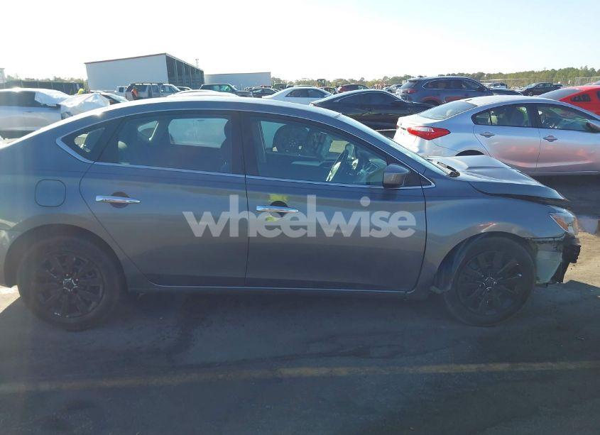 Photo 13 of 2017 Nissan Sentra S (VIN 3N1AB7APXHY268898)