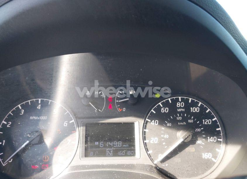 Photo 7 of 2017 Nissan Sentra S (VIN 3N1AB7APXHY268898)