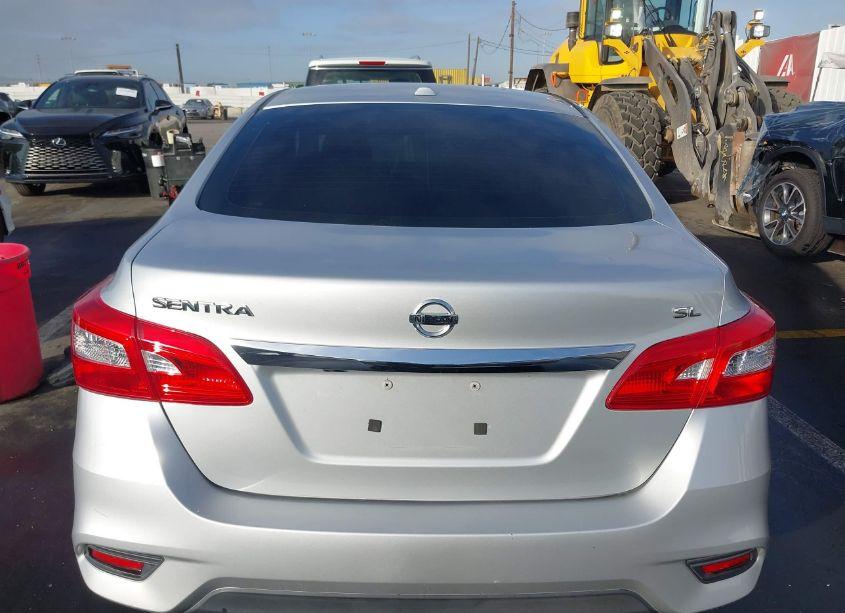 Photo 16 of 2017 Nissan Sentra SL (VIN 3N1AB7APXHY281263)