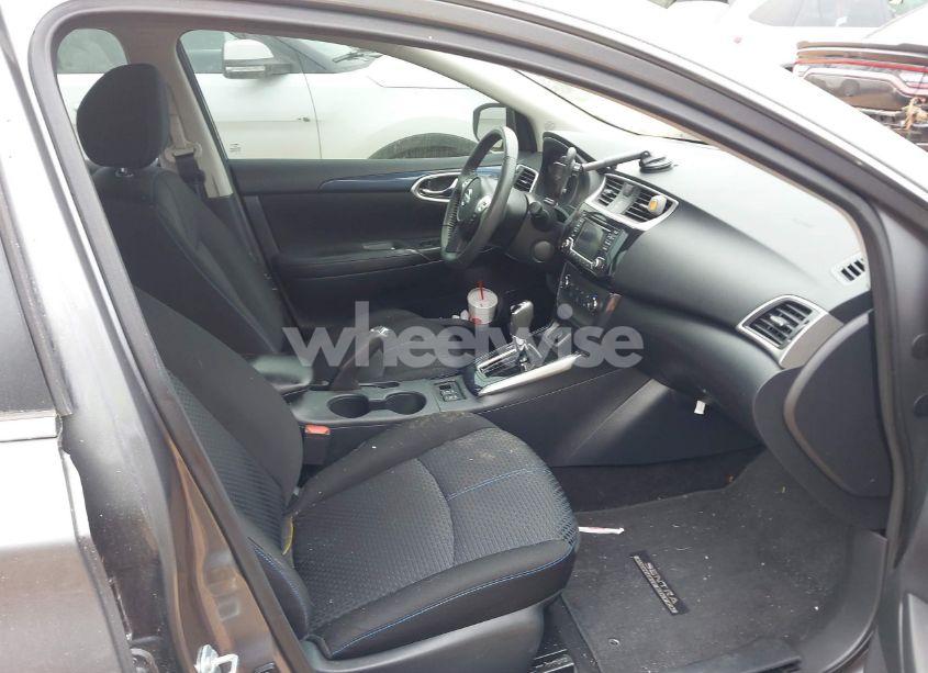 Photo 5 of 2017 Nissan Sentra SR (VIN 3N1AB7APXHY289122)