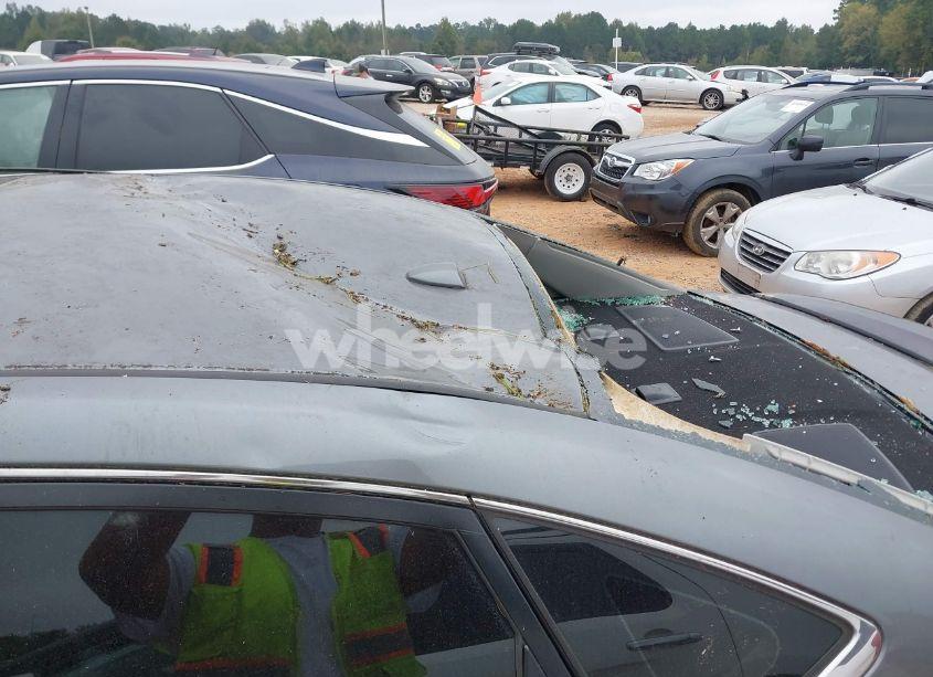 Photo 6 of 2017 Nissan Sentra SR (VIN 3N1AB7APXHY289122)