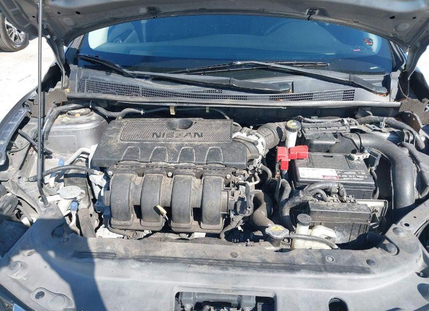 Photo 10 of 2017 Nissan Sentra SV (VIN 3N1AB7APXHY299861)