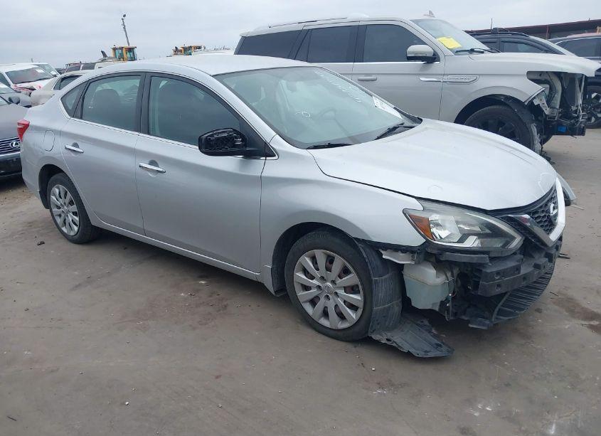 2017 Nissan Sentra S (VIN 3N1AB7APXHY329392) main photo