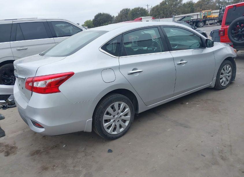 Photo 4 of 2017 Nissan Sentra S (VIN 3N1AB7APXHY329392)