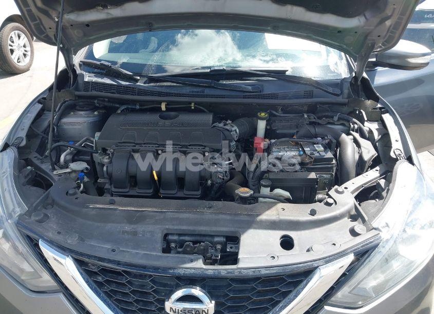 Photo 10 of 2017 Nissan Sentra SR (VIN 3N1AB7APXHY336522)