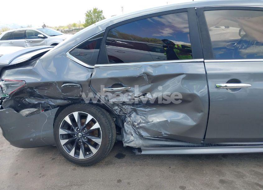 Photo 6 of 2017 Nissan Sentra SR (VIN 3N1AB7APXHY336522)