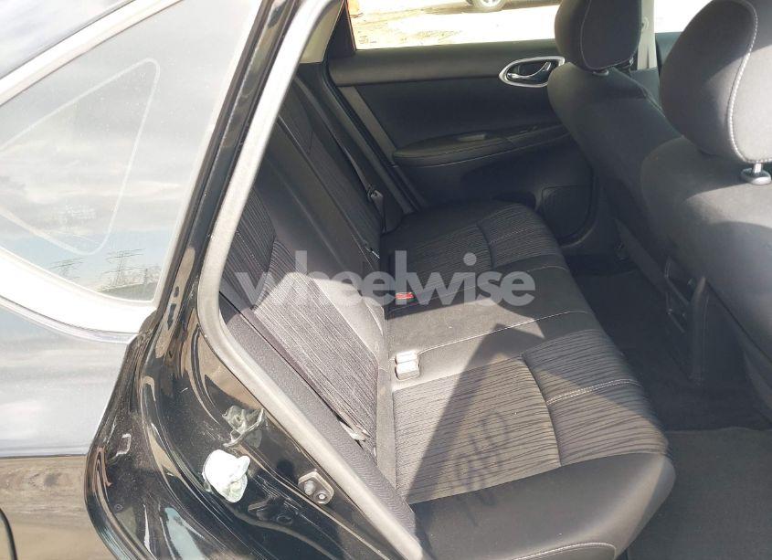 Photo 8 of 2017 Nissan Sentra SV (VIN 3N1AB7APXHY355023)