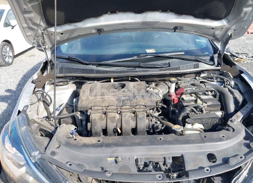 Photo 10 of 2017 Nissan Sentra SV (VIN 3N1AB7APXHY360206)