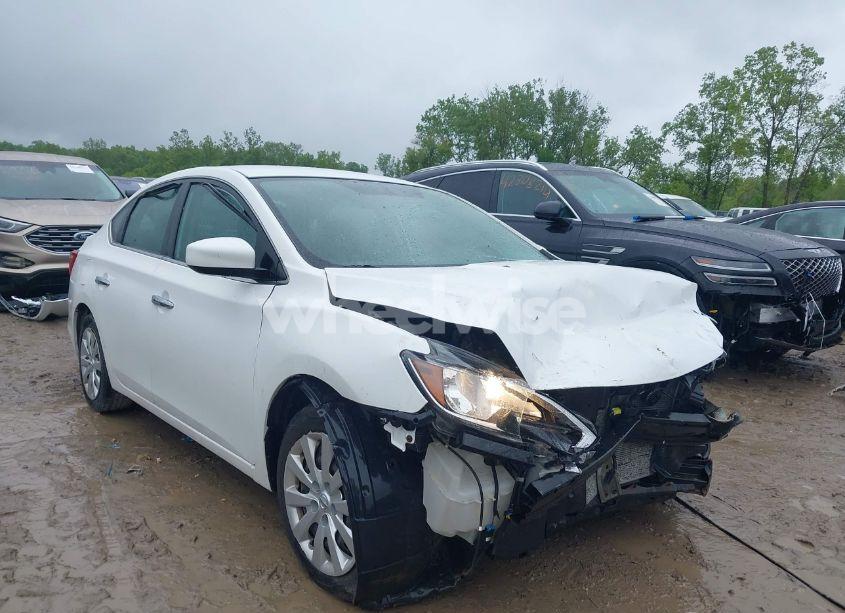 2017 Nissan Sentra SV (VIN 3N1AB7APXHY360450) main photo