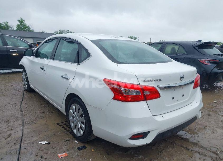 Photo 3 of 2017 Nissan Sentra SV (VIN 3N1AB7APXHY360450)