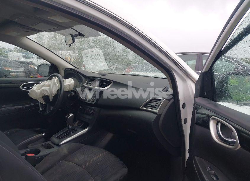 Photo 5 of 2017 Nissan Sentra SV (VIN 3N1AB7APXHY360450)