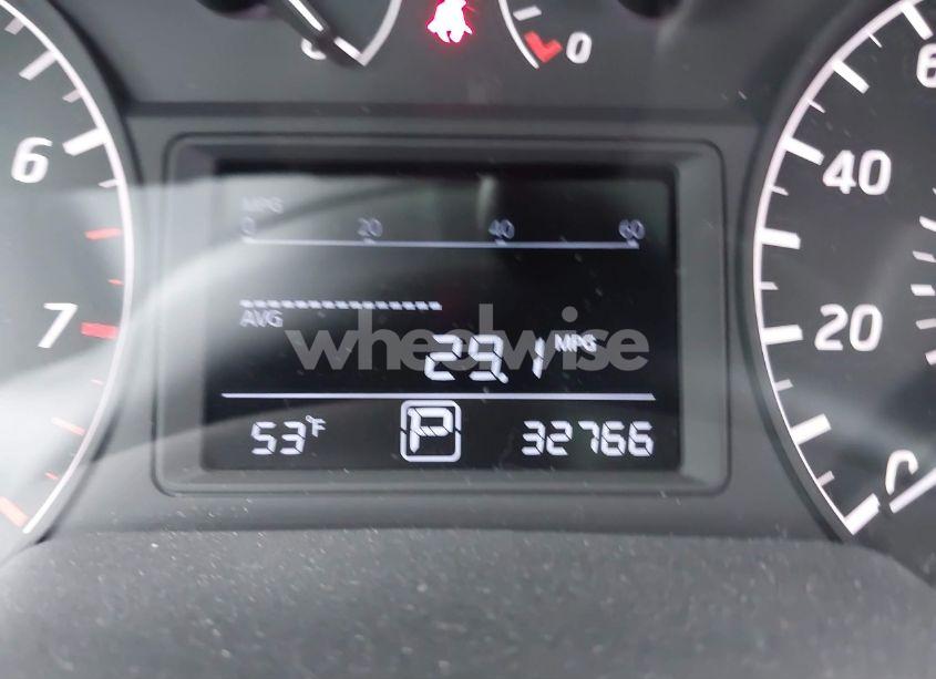 Photo 7 of 2017 Nissan Sentra S (VIN 3N1AB7APXHY366734)