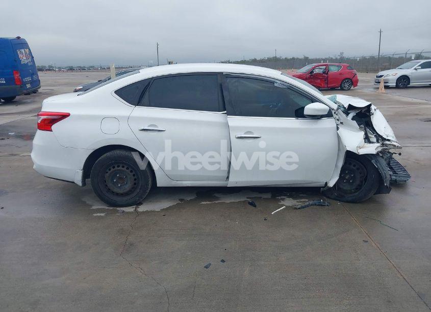 Photo 13 of 2017 Nissan Sentra S (VIN 3N1AB7APXHY371786)