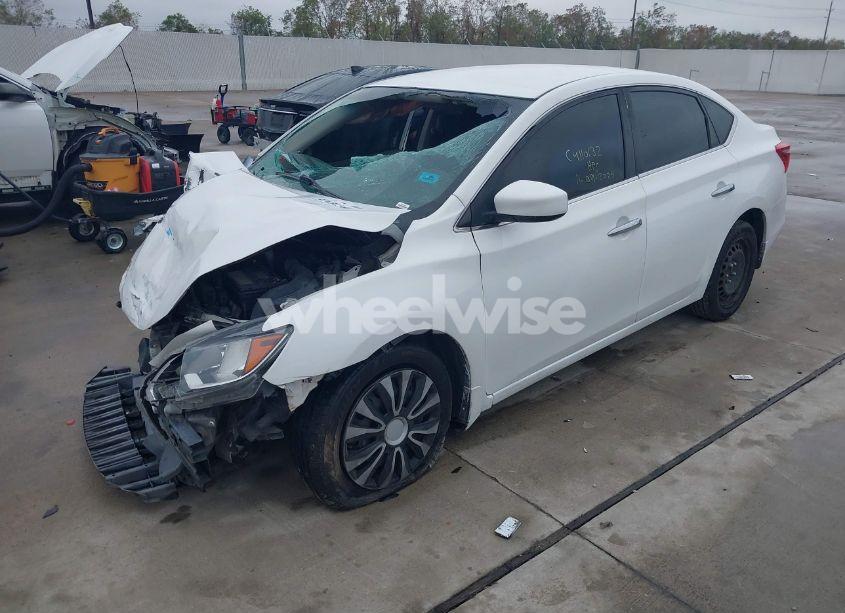 Photo 2 of 2017 Nissan Sentra S (VIN 3N1AB7APXHY371786)