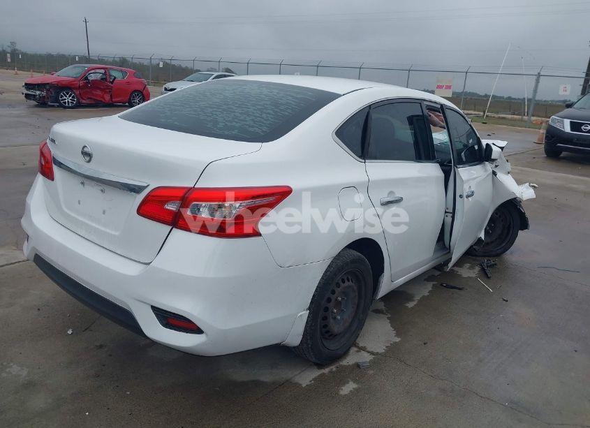 Photo 4 of 2017 Nissan Sentra S (VIN 3N1AB7APXHY371786)