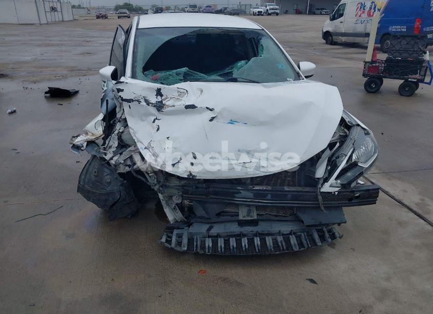 Photo 6 of 2017 Nissan Sentra S (VIN 3N1AB7APXHY371786)