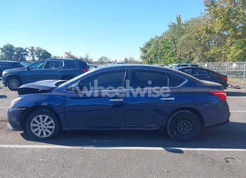 Photo 13 of 2017 Nissan Sentra SV (VIN 3N1AB7APXHY379936)