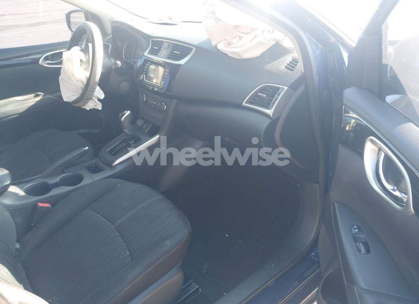 Photo 5 of 2017 Nissan Sentra SV (VIN 3N1AB7APXHY379936)